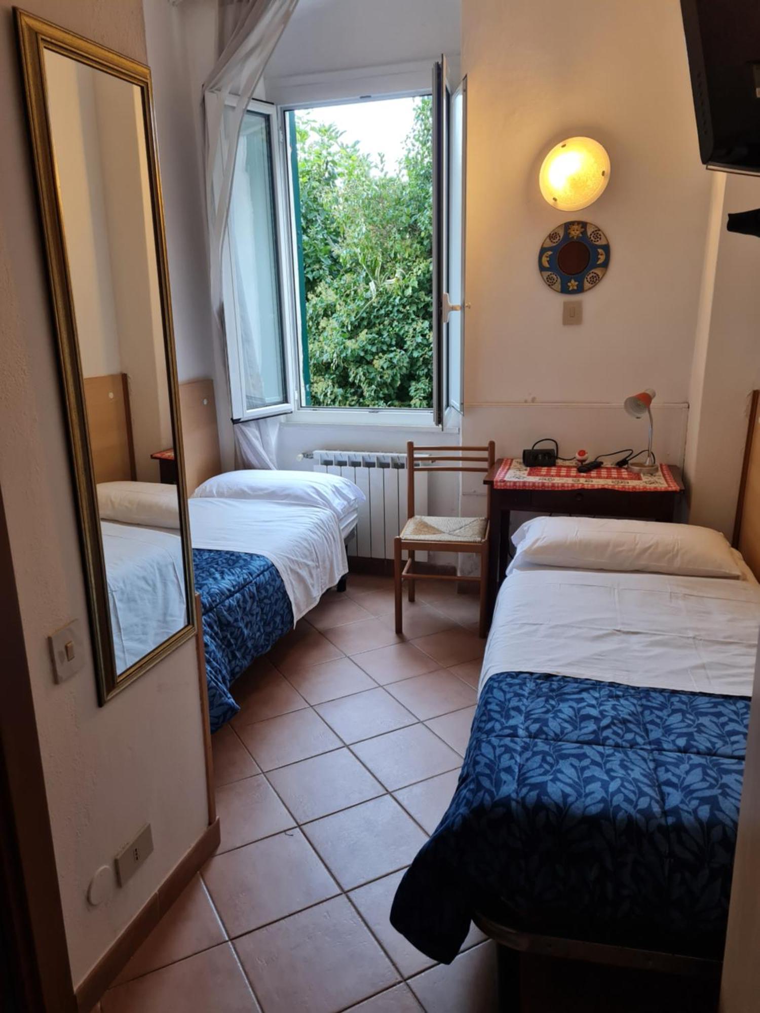 Albergo Genio Porto Venere Esterno foto